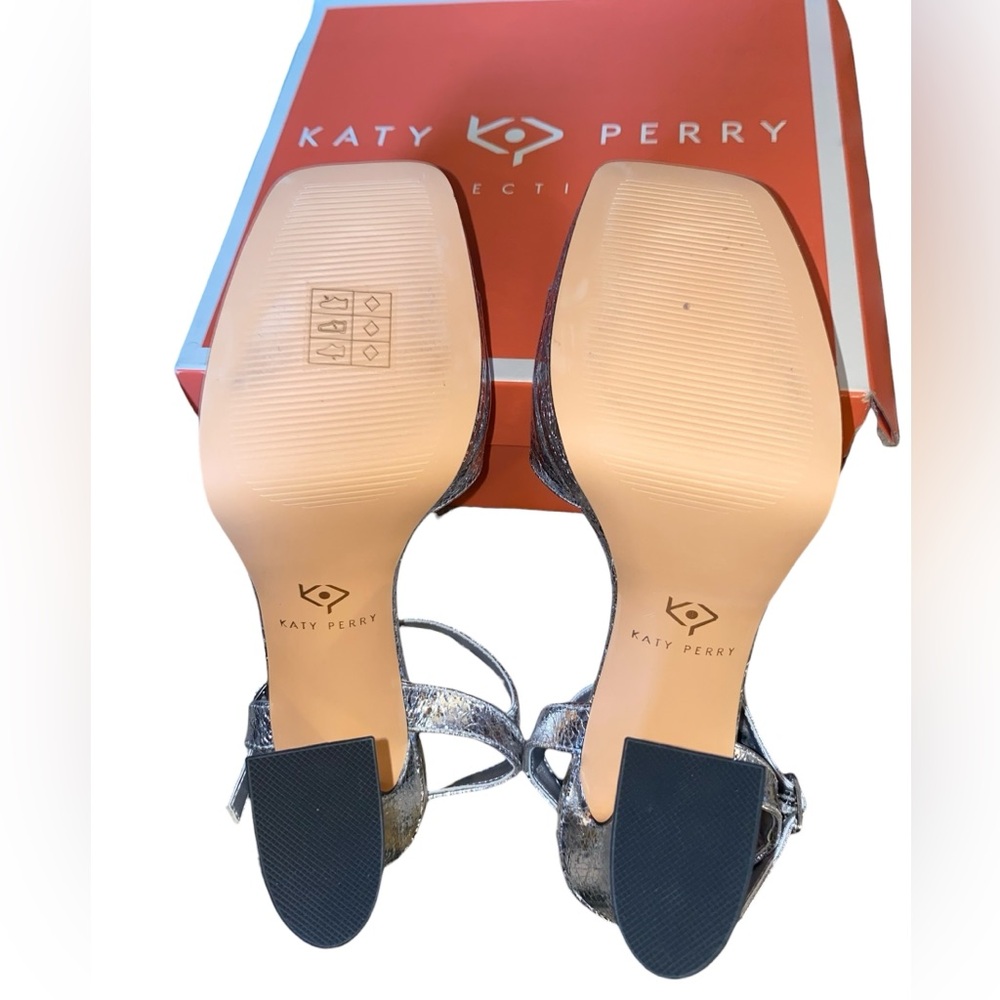 Katy Perry Collections Square Open Platform Sandal Heel in Silver Metallic NIB - Picture 6 of 9